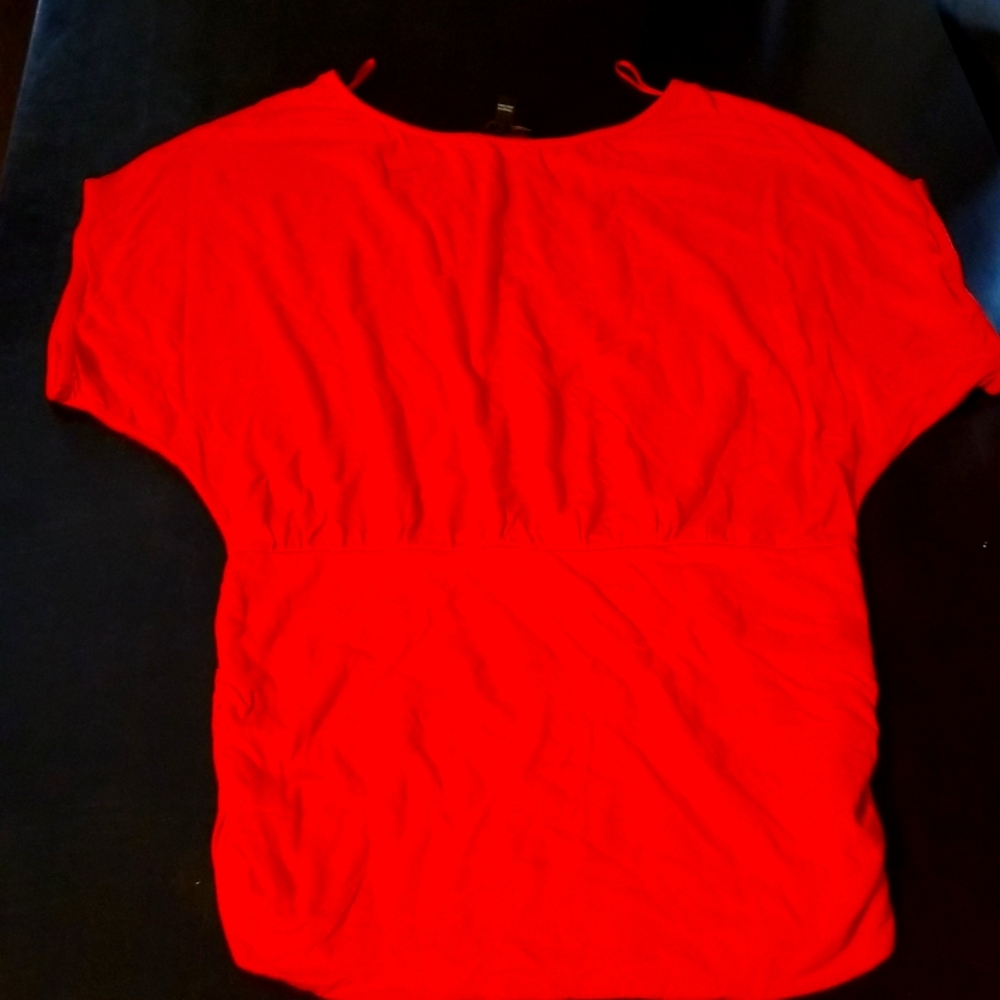 Women's Express short sleeved lightweight top size small